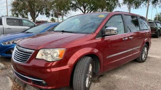 2015 Chrysler Town & Country Touring-L — Minivan — 135,718 mi — New Port Richey, FL
