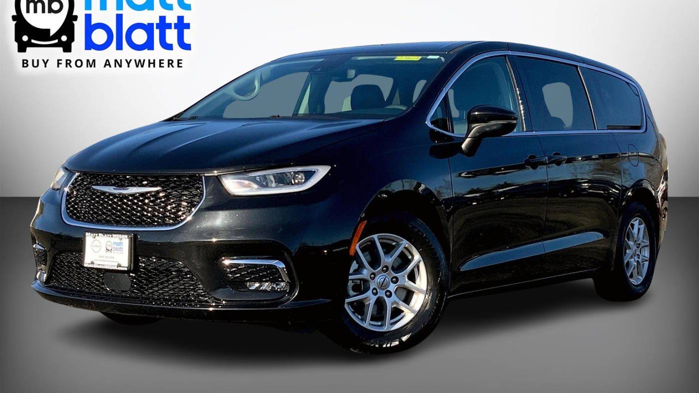 2023 Chrysler Pacifica Touring L — Minivan — 61,211 mi — Egg Harbor Township, NJ
