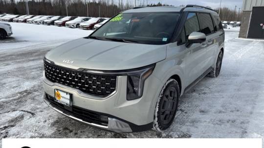2025 Kia Carnival SX — Minivan — 1,362 mi — rochester, NY