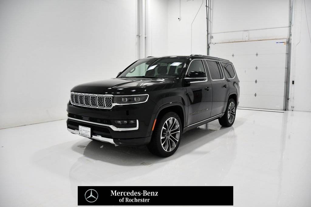 2025 Jeep Grand Wagoneer Series III — SUV — 3,177 mi — Rochester, MN