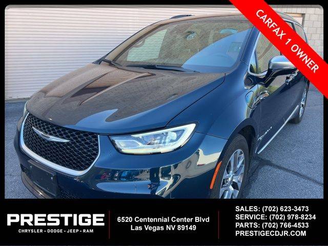 2023 Chrysler Pacifica Hybrid Pinnacle — Minivan — 33,443 mi — Las Vegas, NV