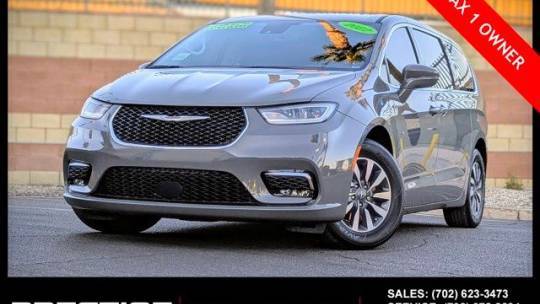 2022 Chrysler Pacifica Hybrid Touring L — Minivan — 44,226 mi — Las Vegas, NV