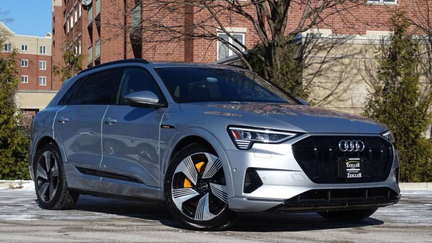 2022 Audi e-tron Premium Plus — SUV — 21,432 mi — Lincolnwood, IL