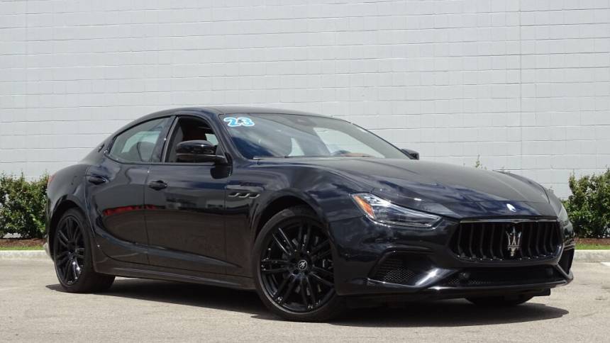 2023 Maserati Ghibli Modena Q4 — Sedan — 10,307 mi — Lincolnwood, IL