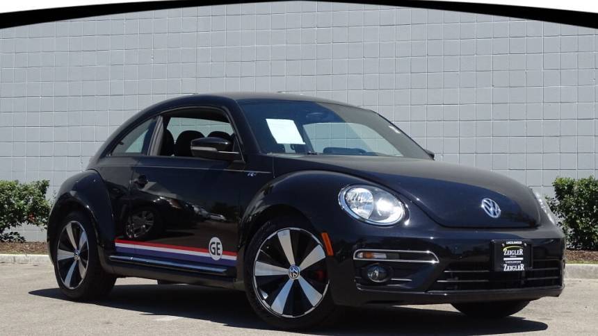 2015 Volkswagen Beetle Turbo R-Line — Hatchback — 69,280 mi — Lincolnwood, IL