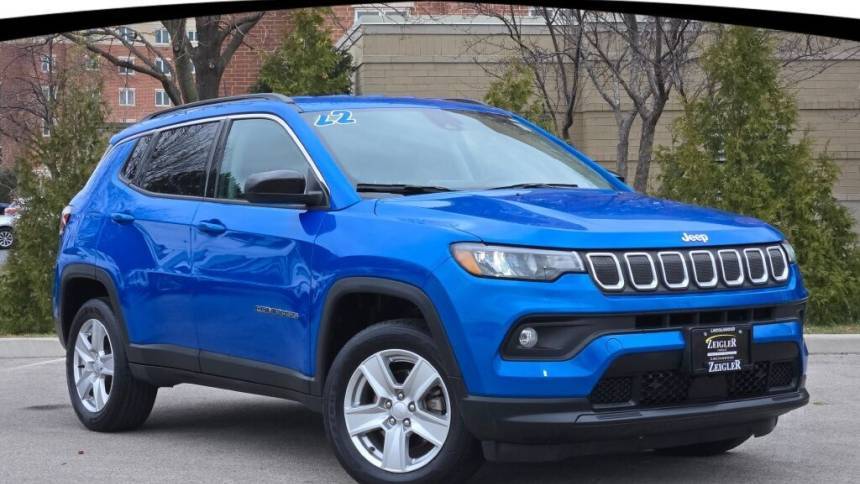 2022 Jeep Compass Latitude — SUV — 15,508 mi — Lincolnwood, IL
