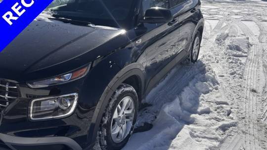 2020 Hyundai Venue SEL — SUV — 15,440 mi — Lincolnwood, IL