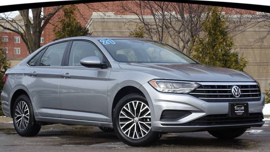 2021 Volkswagen Jetta R-Line — Sedan — 43,220 mi — Lincolnwood, IL