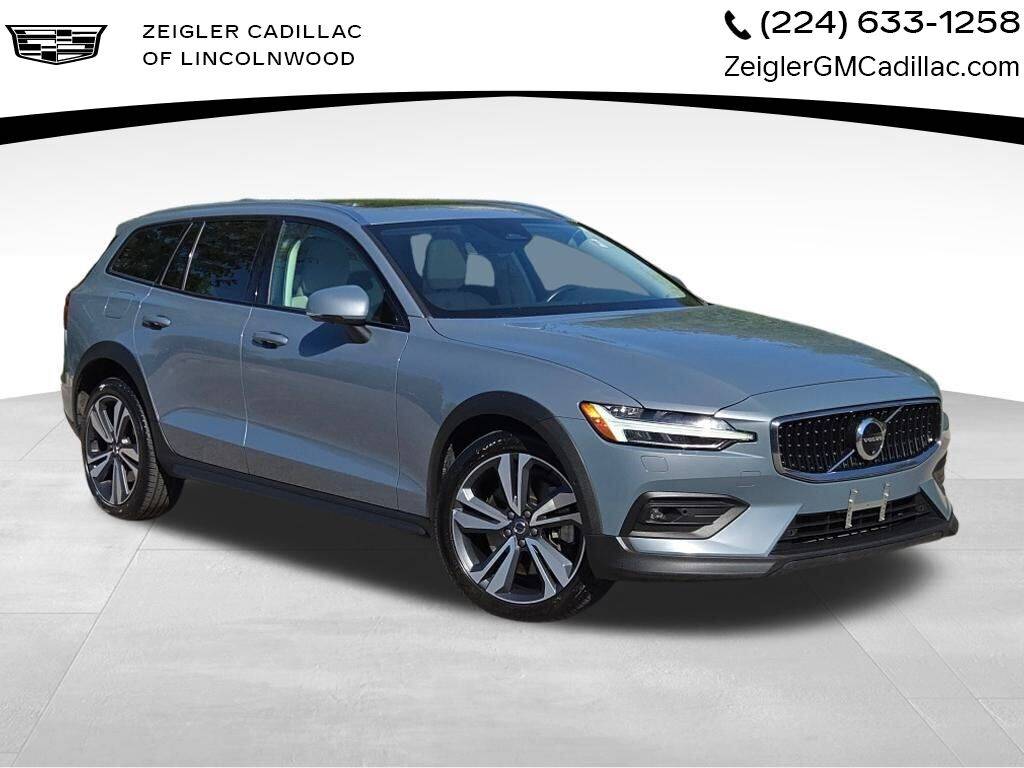 2024 Volvo V60 Cross Country Plus — Wagon — 32,497 mi — Lincolnwood, IL