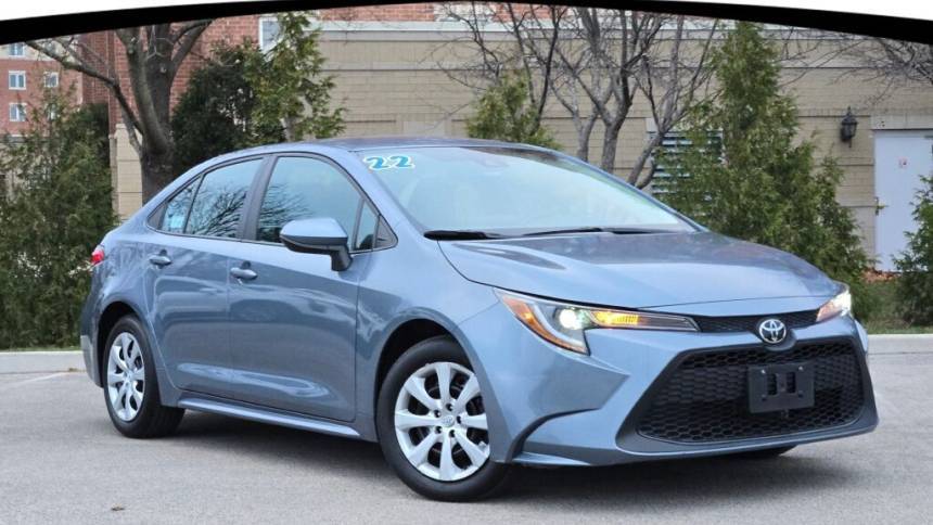 2022 Toyota Corolla LE — Sedan — 7,195 mi — Lincolnwood, IL