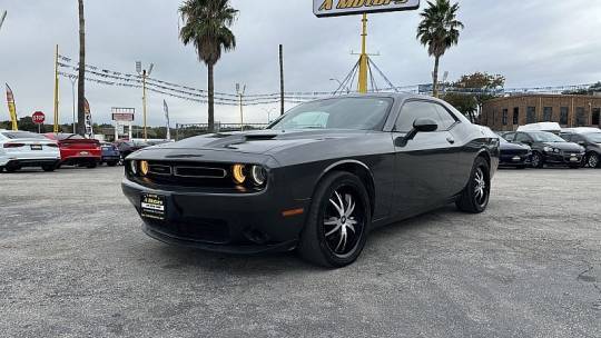 2019 Dodge Challenger SXT — Coupe — 88,047 mi — San Antonio, TX