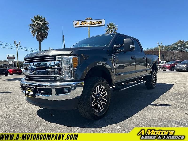 2017 Ford Super Duty F-250 Lariat — Pickup Truck — 89,611 mi — San Antonio, TX
