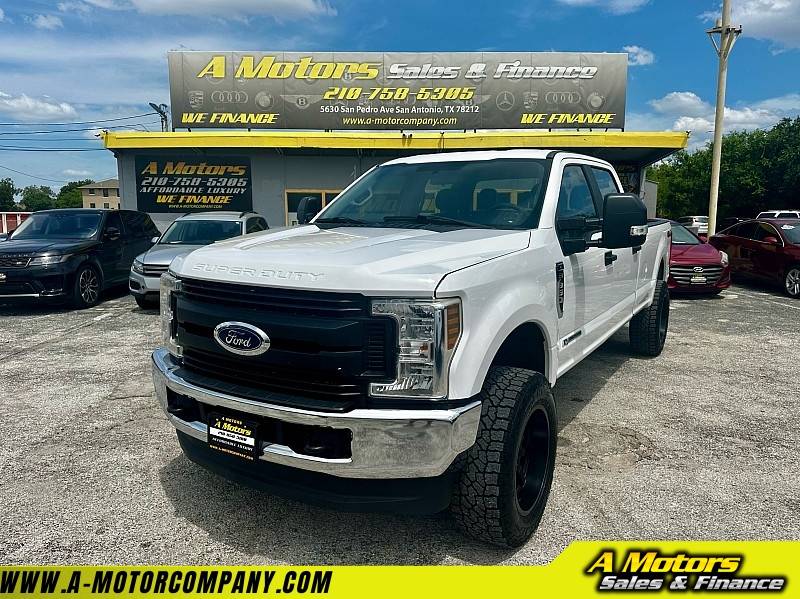 2019 Ford Super Duty F-350 XL — Pickup Truck — 169,037 mi — San Antonio, TX