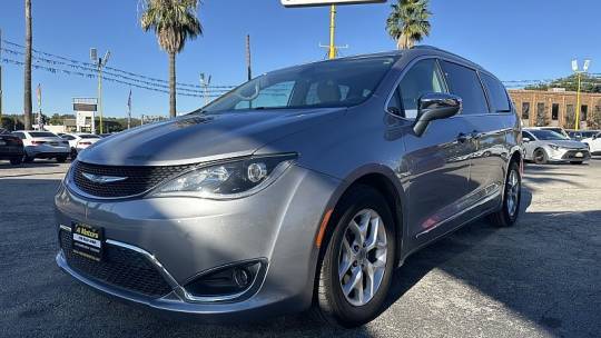 2020 Chrysler Pacifica Limited — Minivan — 111,622 mi — San Antonio, TX