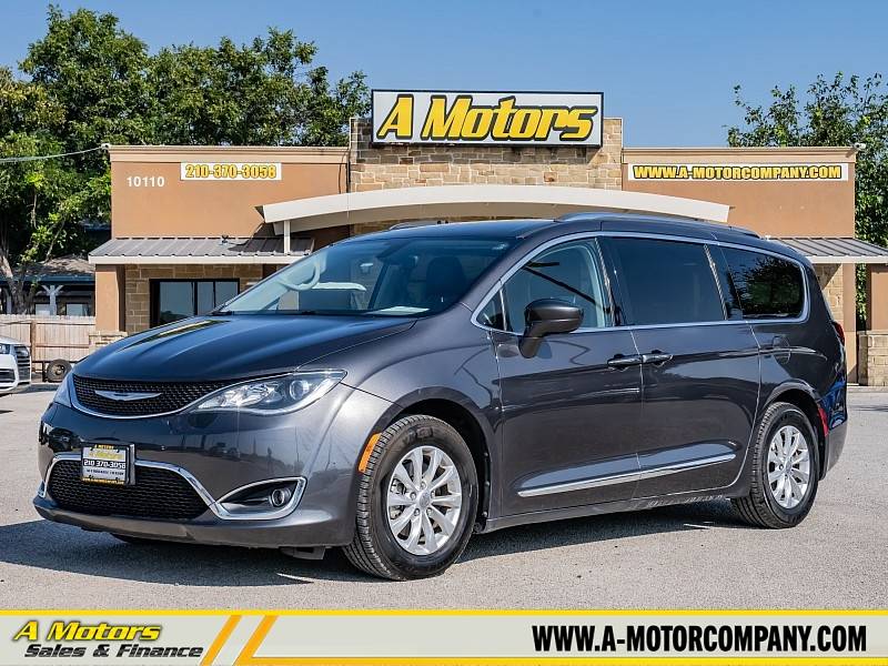 2018 Chrysler Pacifica Touring L — Minivan — 108,460 mi — San Antonio, TX