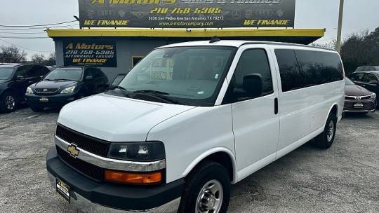 2020 Chevrolet Express Passenger LT — Passenger Van — 91,635 mi — San Antonio, TX