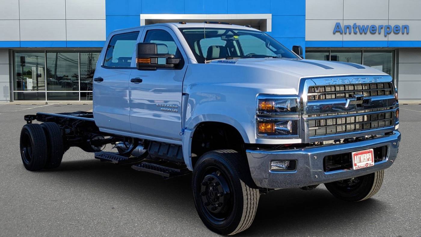 2023 Chevrolet Silverado MD Work Truck — Chassis Cab Truck — 15 mi — Eldersburg, MD