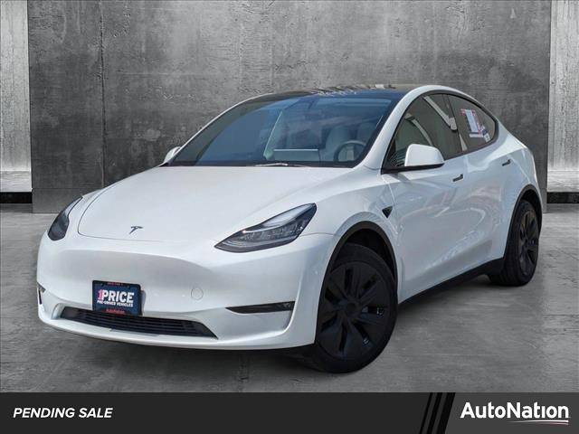 2023 Tesla Model Y Long Range — SUV — 25,680 mi — San Antonio, TX