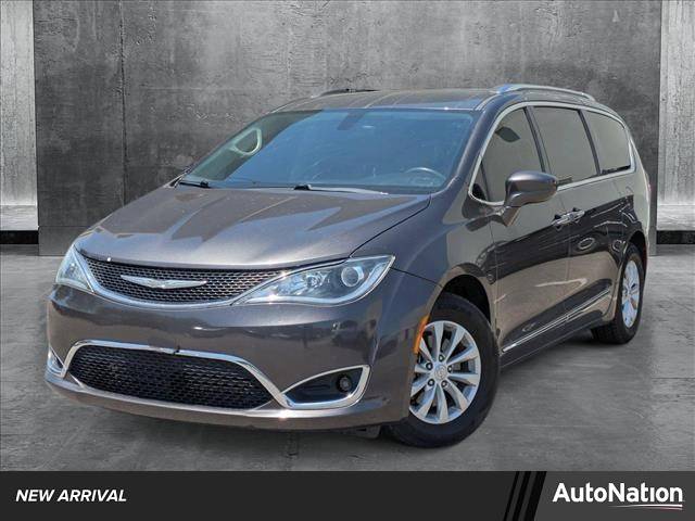 2018 Chrysler Pacifica Touring L — Minivan — 127,258 mi — San Antonio, TX