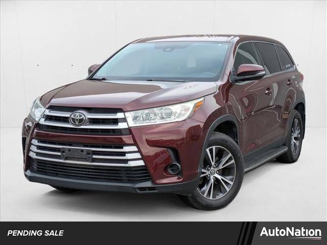 2019 Toyota Highlander LE V6 — SUV — 100,290 mi — San Antonio, TX