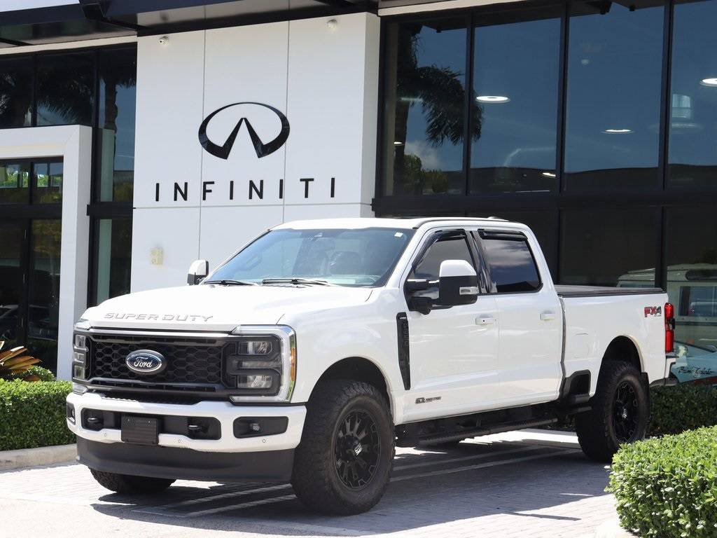 2023 Ford Super Duty F-250 LARIAT — Pickup Truck — 27,984 mi — Doral, FL