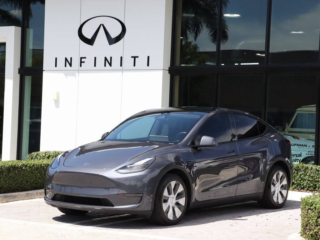 2023 Tesla Model Y Long Range — SUV — 42,380 mi — Doral, FL