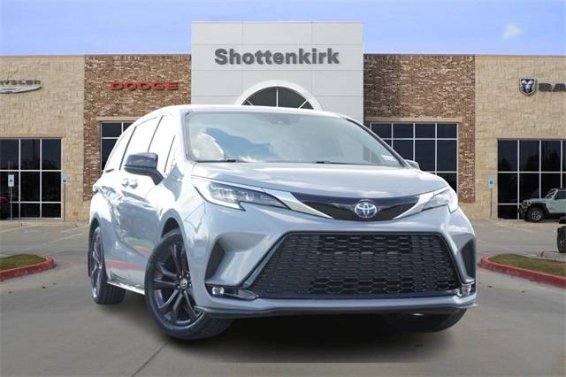 2023 Toyota Sienna XSE — Minivan — 35,393 mi — Prosper, TX