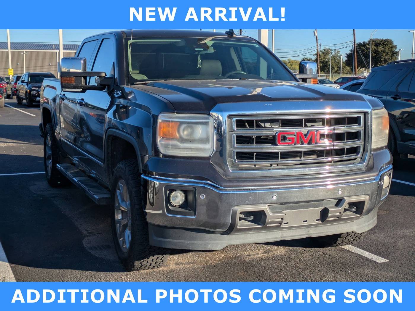 2015 GMC Sierra 1500 SLT — Pickup Truck — 121,518 mi — San Antonio, TX