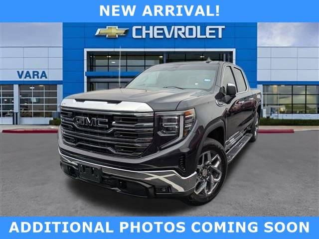 2024 GMC Sierra 1500 SLT — Pickup Truck — 4,021 mi — San Antonio, TX
