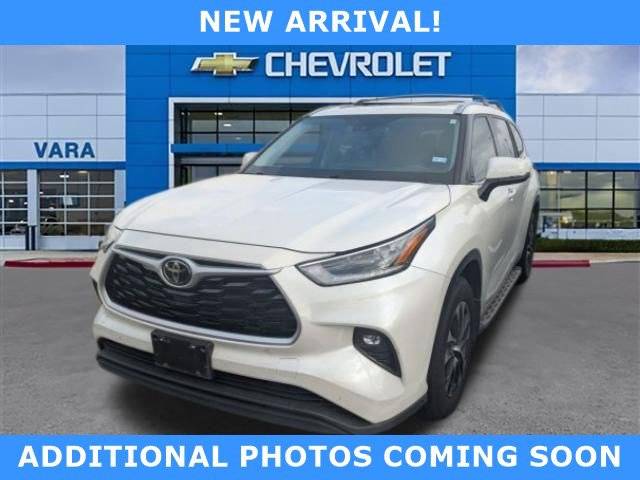 2021 Toyota Highlander XLE — SUV — 58,037 mi — San Antonio, TX