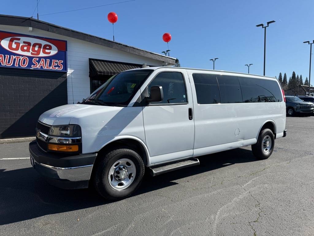 2020 Chevrolet Express Passenger LT — Passenger Van — 50,475 mi — Milwaukie, OR