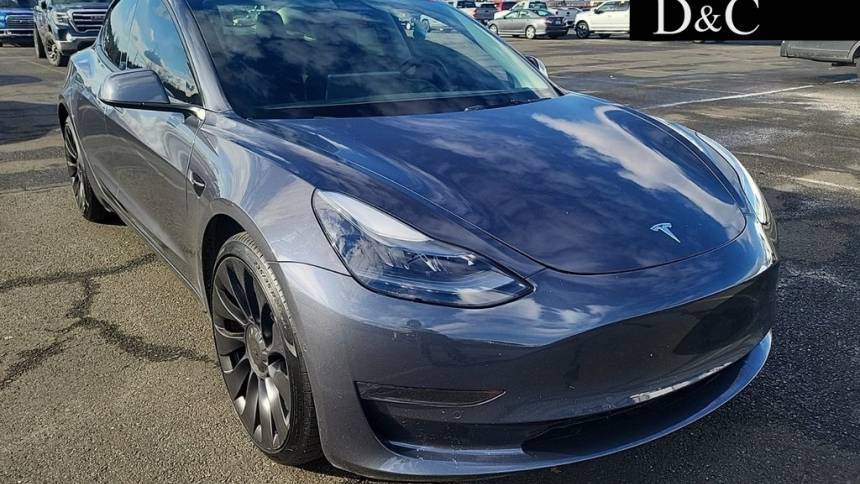 2022 Tesla Model 3 Performance — Sedan — 25,712 mi — Portland, OR