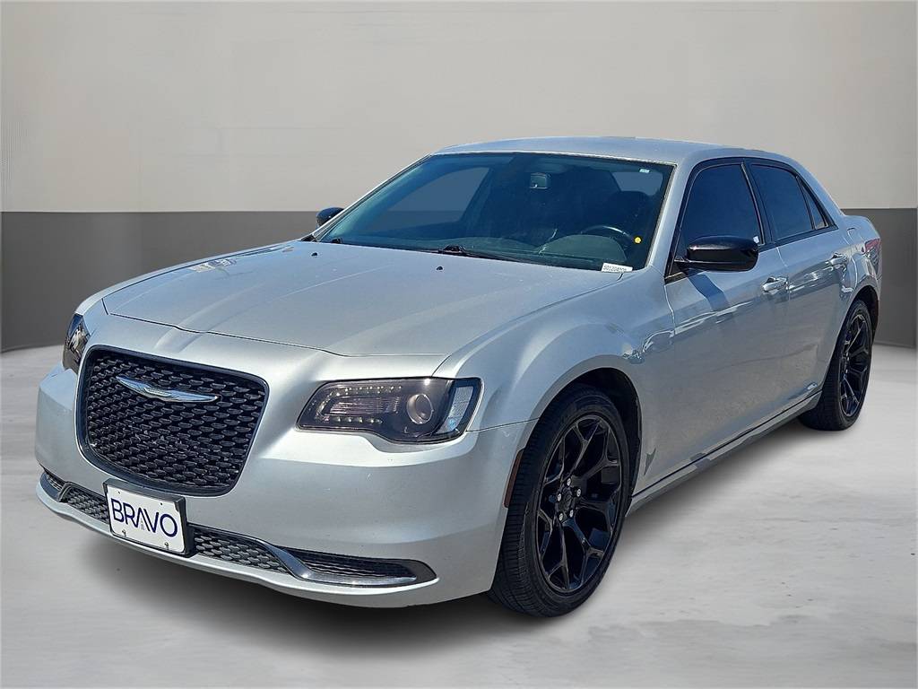 2019 Chrysler 300 Touring — Sedan — 57,700 mi — El Paso, TX