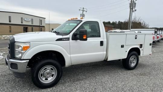 2015 Ford Super Duty F-350 Chassis Cab XL — Chassis Cab Truck — 101,041 mi — Ashland, VA
