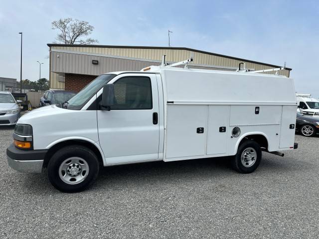 2018 Chevrolet Express Commercial Cutaway 3500 — Chassis Cab Truck — 127,336 mi — Ashland, VA