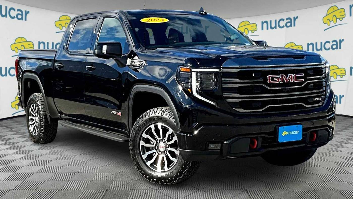 2023 GMC Sierra 1500 AT4 — Pickup Truck — 29,914 mi — Woburn, MA