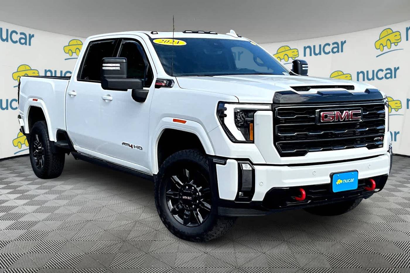 2024 GMC Sierra 2500HD AT4 — Pickup Truck — 38,849 mi — Lowell, MA