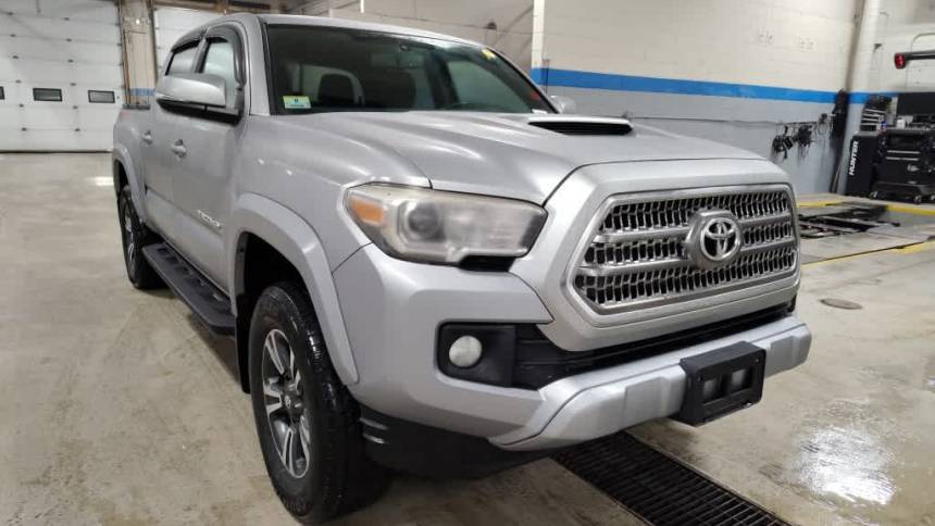 2017 Toyota Tacoma TRD Sport — Pickup Truck — 31,146 mi — Lowell, MA