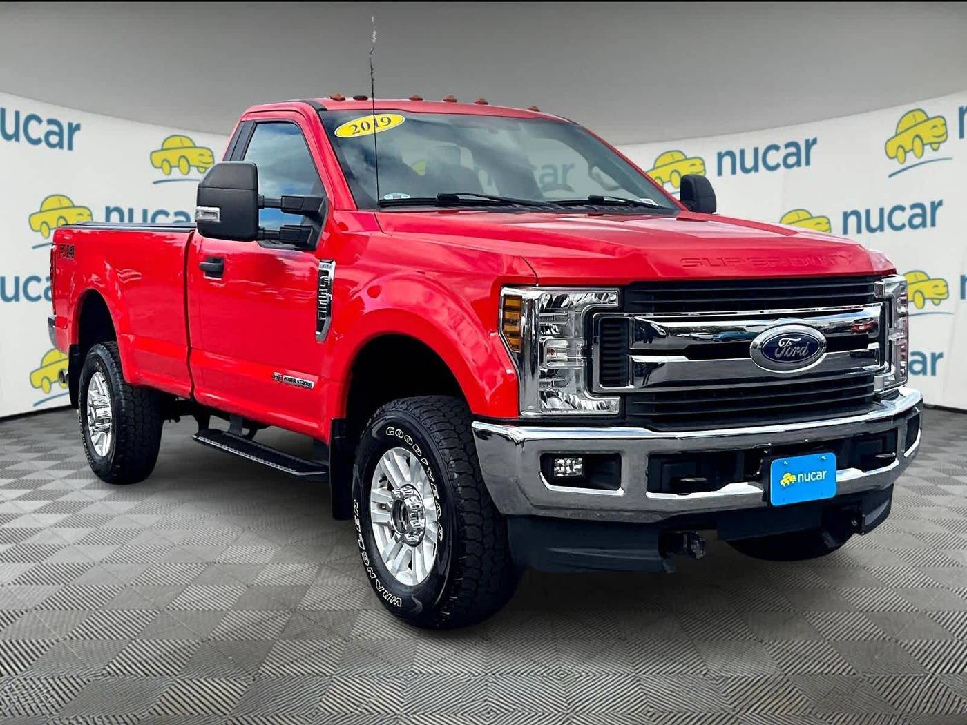 2019 Ford Super Duty F-350 XLT — Pickup Truck — 88,066 mi — Lowell, MA