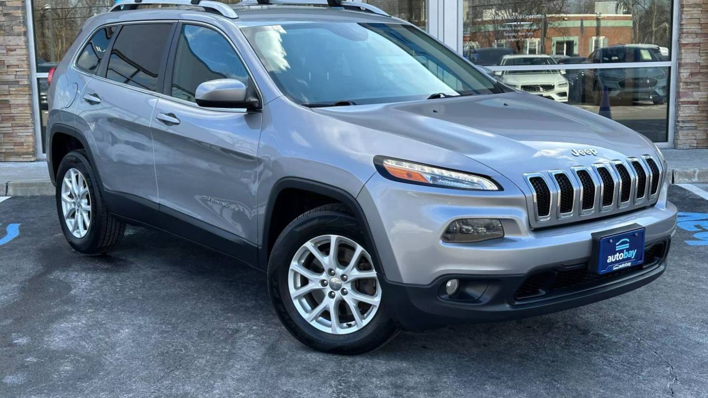 2016 Jeep Cherokee Latitude — SUV — 125,036 mi — Burlington, NJ