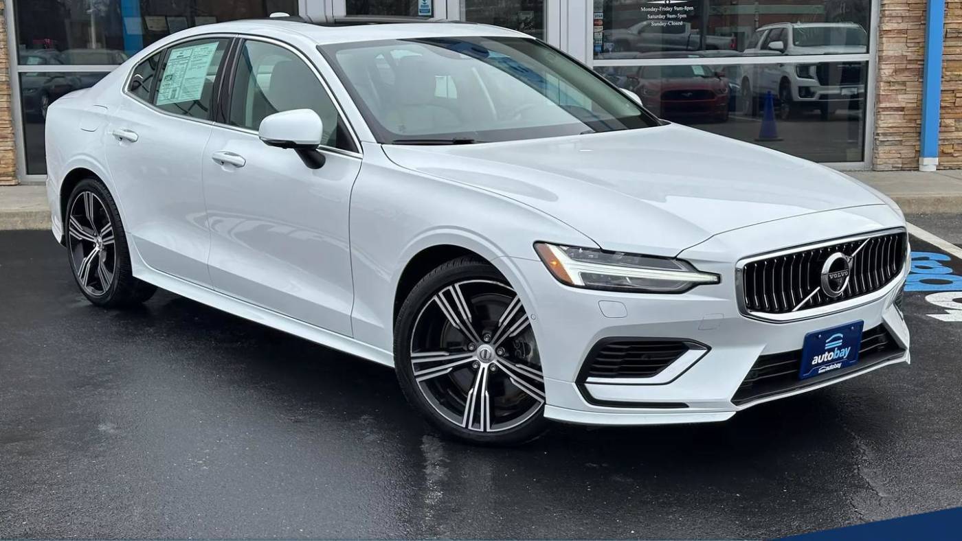 2022 Volvo S60 Recharge Inscription — Sedan — 24,735 mi — Burlington, NJ
