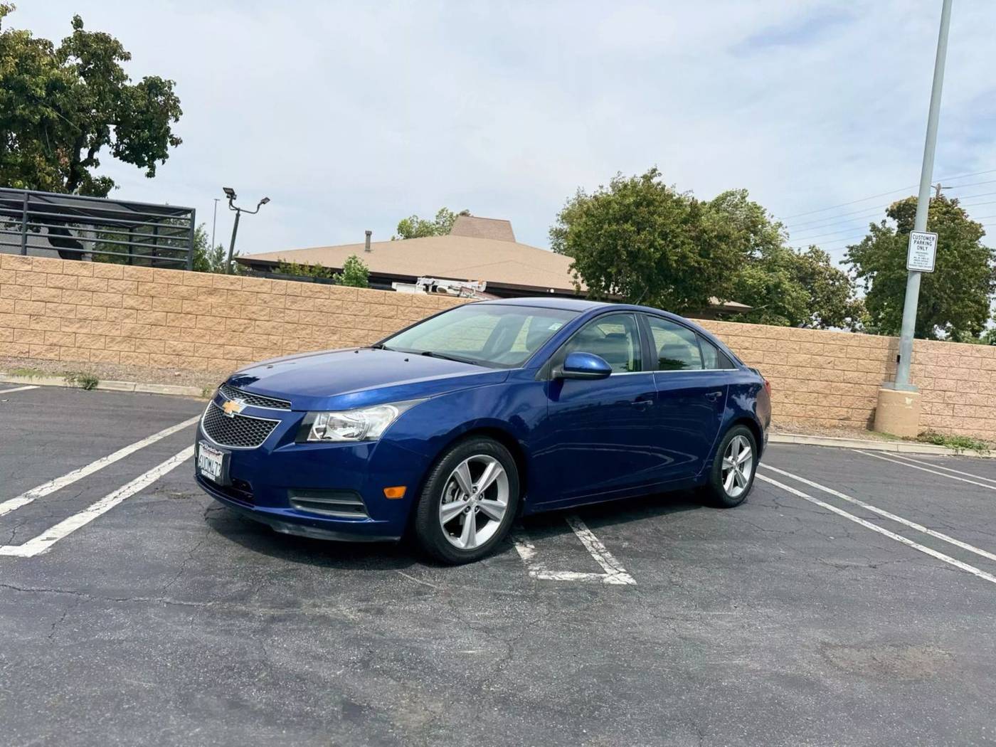 2012 Chevrolet Cruze 2LT — Sedan — 76,247 mi — Riverside, CA