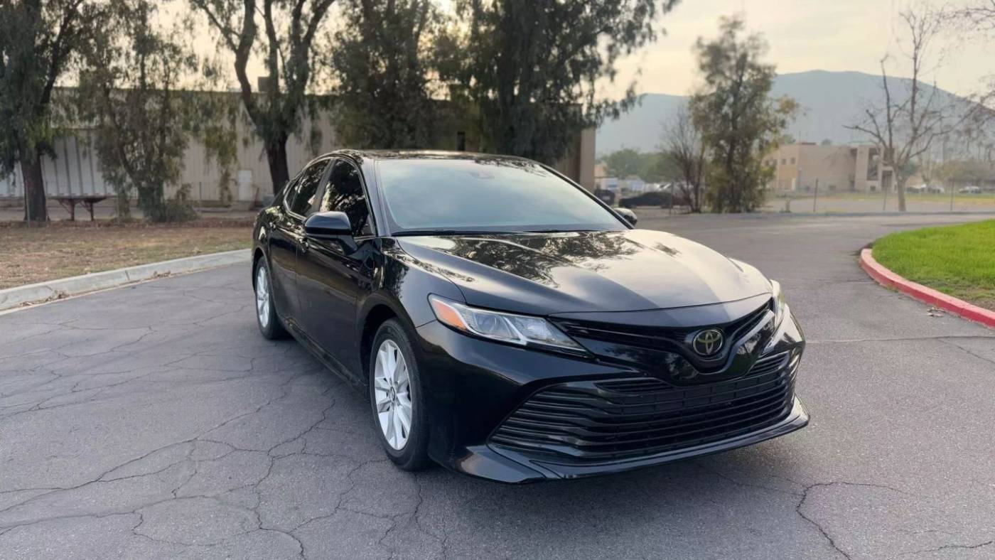 2020 Toyota Camry LE — Sedan — 97,323 mi — Riverside, CA