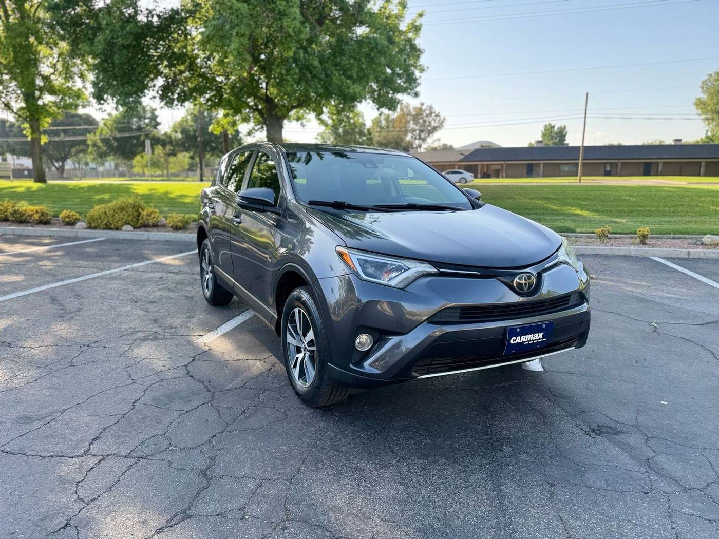 2018 Toyota RAV4 XLE — SUV — 101,355 mi — Riverside, CA