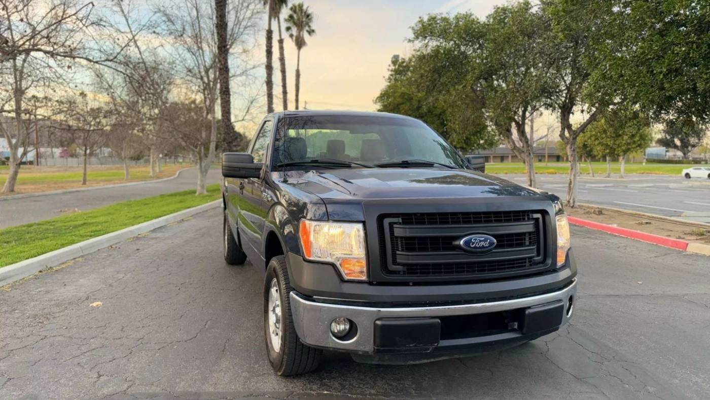 2013 Ford F-150 STX — Pickup Truck — 116,201 mi — Riverside, CA