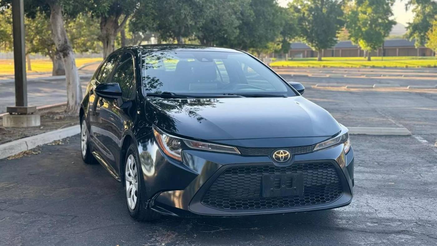 2021 Toyota Corolla LE — Sedan — 69,108 mi — Riverside, CA