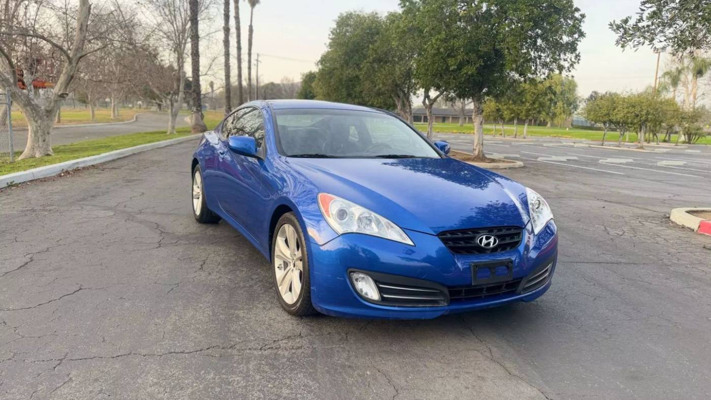 2010 Hyundai Genesis Coupe 3.8 Base — Coupe — 53,617 mi — Riverside, CA