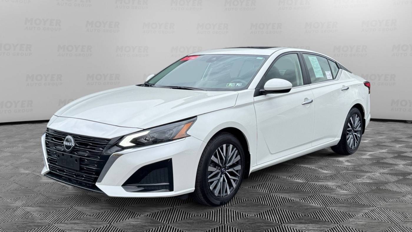 2023 Nissan Altima SV — Sedan — 11,013 mi — Lebanon, PA