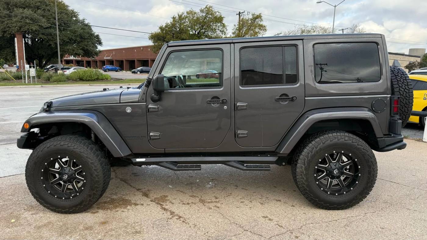 2017 Jeep Wrangler Winter — SUV — 69,845 mi — Addison, TX
