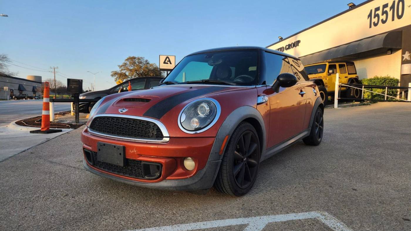 2013 MINI Hardtop Cooper S — Hatchback — 111,519 mi — Addison, TX